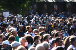 مراسم تشییع پیکر هوشنگ ابتهاج در تهران
