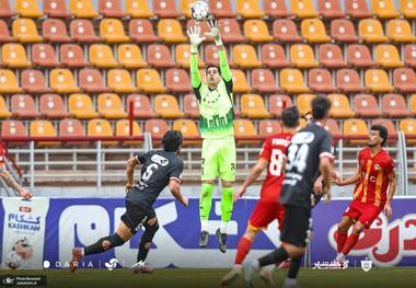 فولاد 3-1 پرسپولیس؛ تیر خلاص رانده شده به قلب قرمزها+ ویدیوی گل