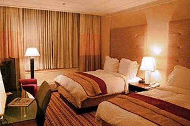 ۷۰۰ تخت هتل‌ها در تبریز آماده پذیرش بیماران کرونایی