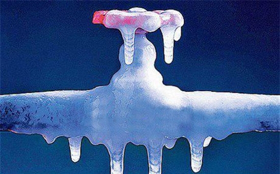 یخ زدگی 345 مورد تاسیسات آب آشامیدنی در زنجان