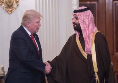 ترامپ با هدف گروکشی از ریاض به خاورمیانه سفر می کند/ رئیس جمهور آمریکا به دنبال خالی کردن کامل خزانه عربستان است 