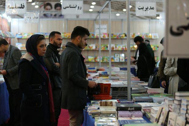 آغاز به کار شانزدهمین نمایشگاه کتاب فارس در شیراز
