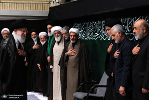 عزاداری شام غریبان در حسینیه امام خمینی(ره)