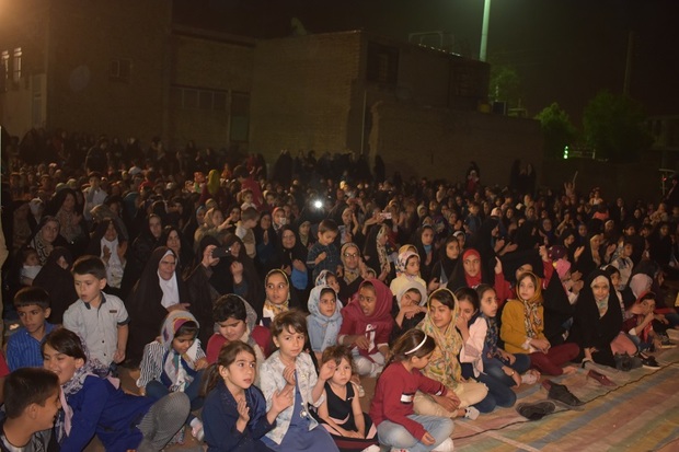 جشن انتظار در مسجد انقلاب بهاباد برگزار شد