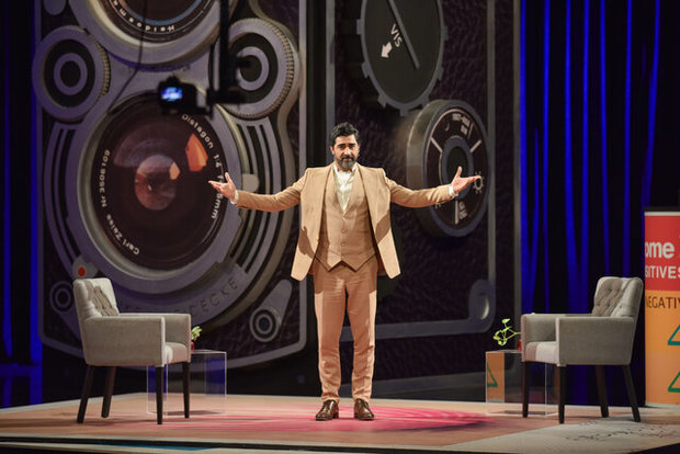 مجری‌های یلدای تلویزیون را بشناسید
