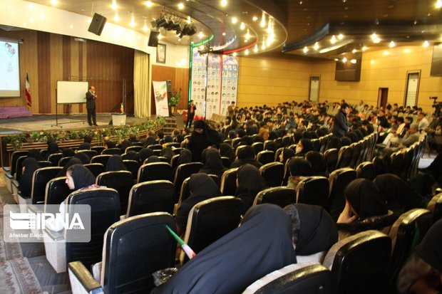 رئیس دانشگاه علوم پزشکی استان: اجتماعات بزرگ در سمنان لغو شود
