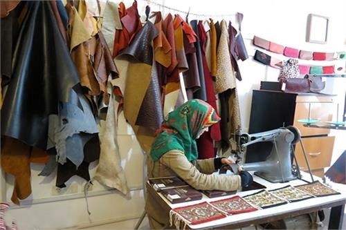 اشتغال ۳۹۴ مددجوی زن کردستانی