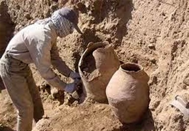 دستگیری باند ده نفره حفاری غیرمجاز در قلعه قدیمی یزد