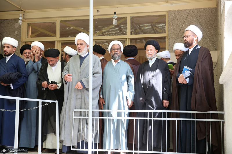 بازدید جمعی از علمای نجف از حسینه و مجموعه فرهنگی جماران