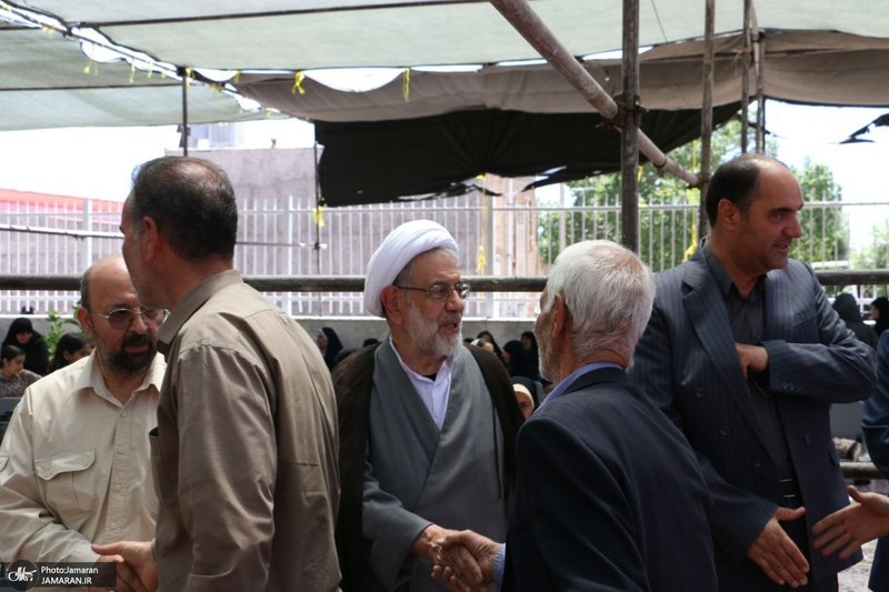 مراسم سی و هفتمین سالگرد بزرگداشت امام خمینی (س) در روستای خیارج استان قزوين