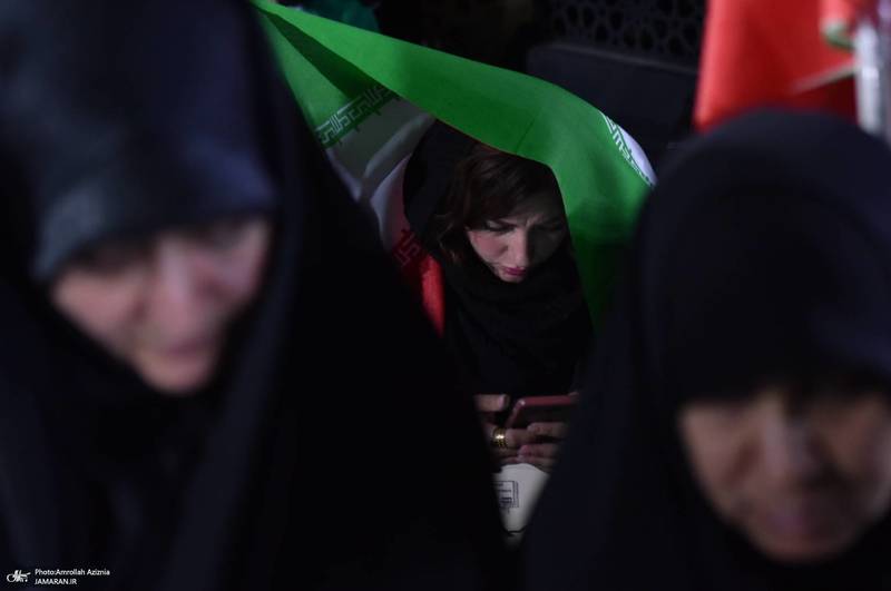 پنجاه و پنجمین شب اجتماع پر شور مردم در میدان جمهوری اسلامی