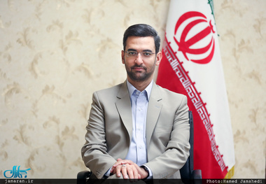 آذری جهرمی: سلاح تحریم با  همدلی بی‌اثر خواهد شد