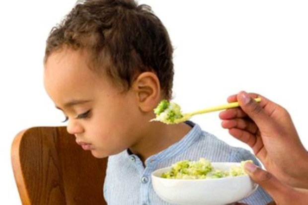 درمان سوء تغذیه 7182 کودک در هرمزگان