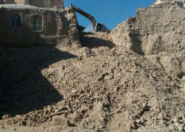 تخریب بافت قدیمی روستای عباس آِباد و فرومد میامی