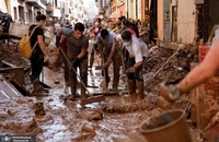 بهبود اوضاع اسپانیا یک سال پس از سیل مرگبار (9)