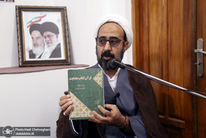 محفل انس با قرآن ویژه بانوان در بیت قدیمی امام در قم