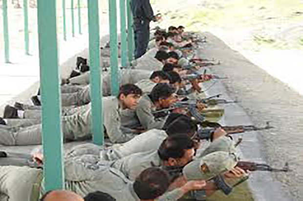 دوره بازآموزی سلاح شناسی محیط بانان زنجان آغاز شد