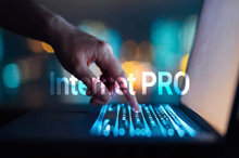 سردرگمی در اینترنت پرو