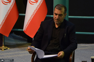 نشست «بازخوانی سیاست مقاومت ذیل اصل امت‌محوری در اندیشه امام خمینی (س)