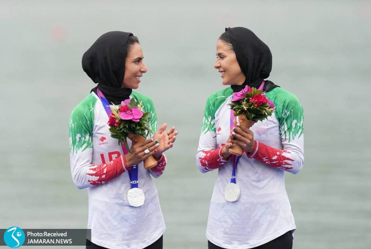 زن نقره ای ایران با دستان پینه بسته!+عکس