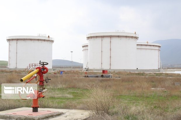 انبار نفت جدید ارومیه سوخت رسانی می‌شود