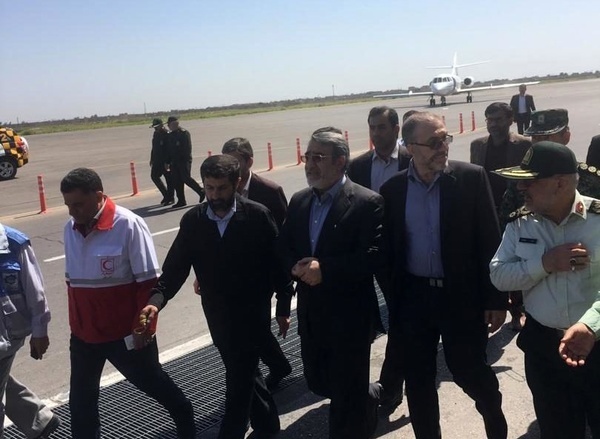 وزیر کشور از طریق فرودگاه بین المللی اهواز وارد خوزستان شد