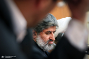 علی مطهری: ما باید سیاست خارجی خودمان را اصلاح کنیم/ احمدی‌نژاد مایل به مذاکره با آمریکا بود 