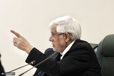 عارف: بخشی از دلایل گرانی کالاها به مسائل بین‌المللی بازمی‌گردد/ اولویت‌های مردم، مبنای برنامه‌ریزی دولت خواهد بود