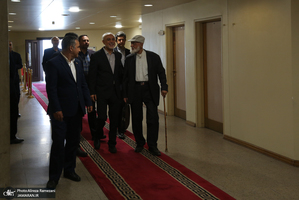 همایش توسعه و تدبیر