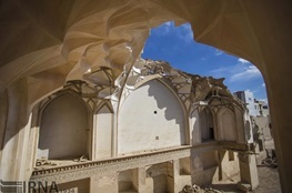 آغاز بازسازی خانه تاریخی تخریب شده «نائل» در اصفهان