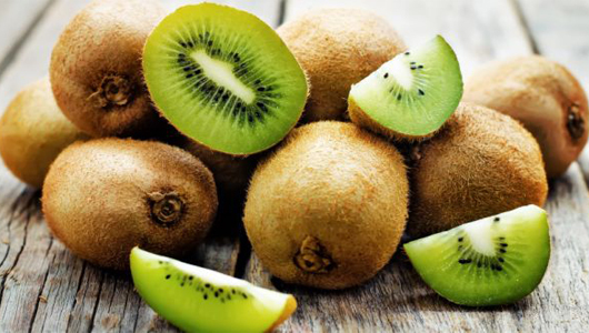 چرا در ایام روزه داری باید کیوی بخوریم؟
