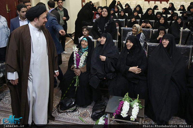 دیدار جمعی از مادران شهدا با سید حسن خمینی