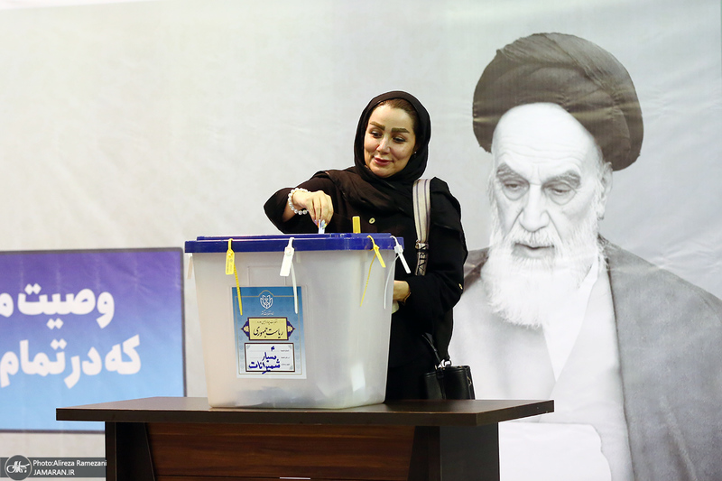 انتخابات ریاست جمهوری چهاردهم در حسینیه جماران - 1