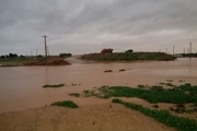 سیلاب راه ارتباطی 2 روستای گتوند را مسدود کرد