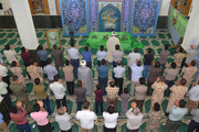 برای برگزاری نماز جماعت در مساجد باید تابع مقررات باشیم