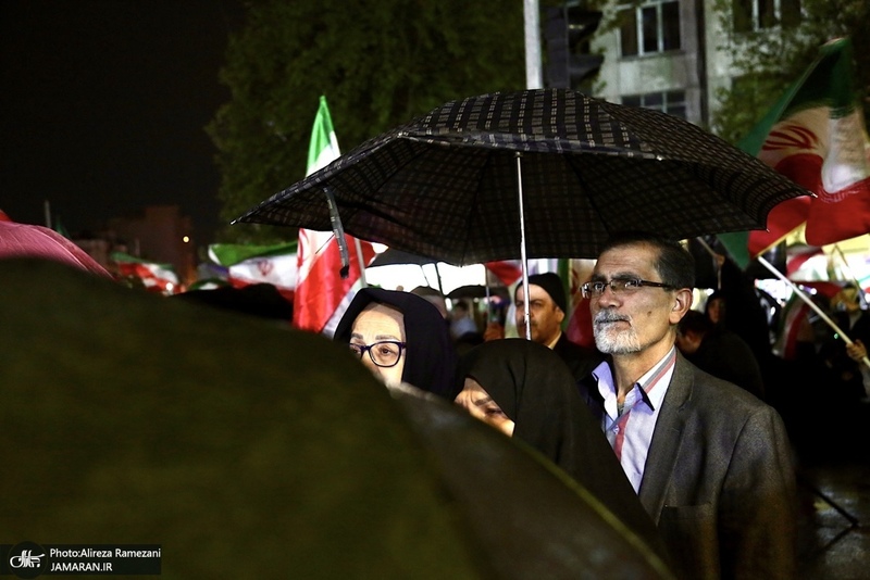 پنجاه و‌ یکمین اجتماع پر شور مردم در میدان شهدا