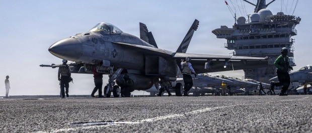 نمایش قدرت یا بازدارندگی شکننده؟ آرایش تازه آمریکا در خاورمیانه و محدودیت‌های گزینه نظامی علیه ایران