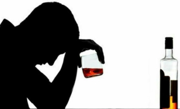 تعداد کشته‌های مصرف مشروبات الکلی در کرج به 12 نفر رسید