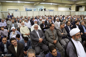 دیدار مسئولان نظام و سفرای کشورهای اسلامی با رهبر معظم انقلاب