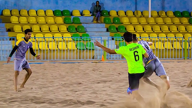 تیم فوتبال ساحلی گلساپوش یزد بر پارس جنوبی بوشهر غلبه کرد