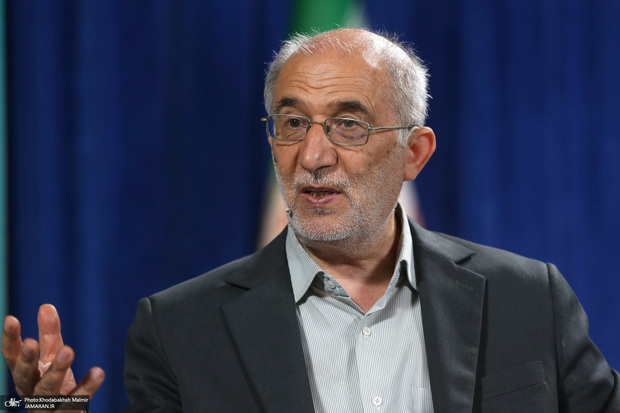 سردار علایی: آمریکا و اسرائیل می‌خواهند ما را نابود کنند/ دیپلماسی که به معنی اعلام موضع نیست! انعطاف هم زمان دارد