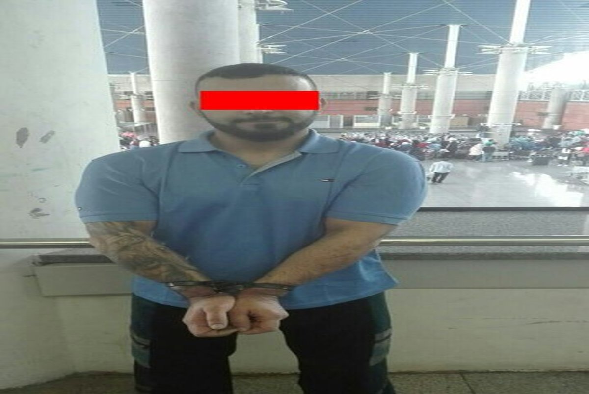  قاتل فراری به پلیس در فرودگاه امام(س) تحویل داده شد
