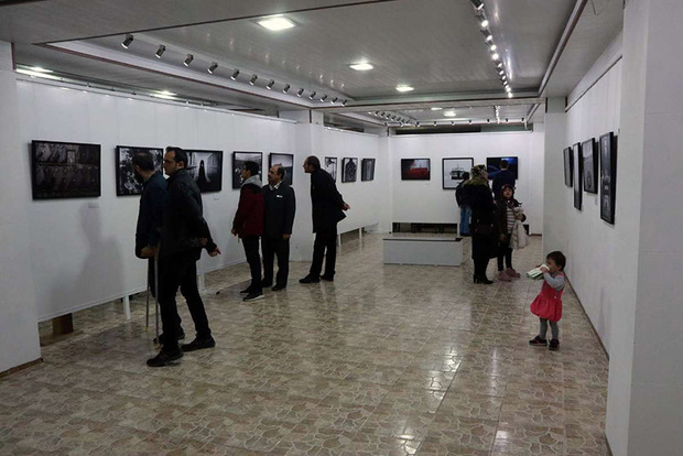 نخستین نمایشگاه عکس خنده و لبخند در ارومیه برگزار می شود