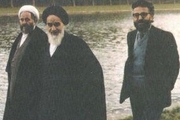 ابراهیم یزدی در کنار امام خمینی و آیت الله شهاب الدین اشراقی + تصویر