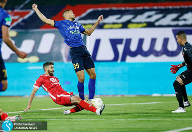 آخرین اخبار استقلال و پرسپولیس| درخواست عجیب میلیچ از آبی پوشان/ هدیه سرخ پوشان به محبوب+ عکس

 