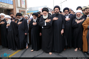 عزاداری و پیاده روی آیت الله وحید خراسانی همزمان با سالروز شهادت حضرت زهرا(س) 