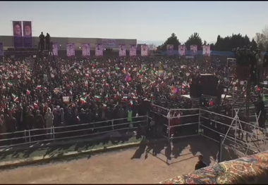  استقبال  مردم شاهرود از رییس جمهور