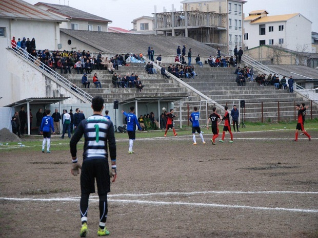 مسابقات فوتبال لیگ مناطق کشور با صعود 2 تیم گیلانی پایان یافت