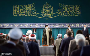 دیدار میهمانان کنفرانس وحدت اسلامى‌ و جمعی از مسئولان نظام با رهبر معظم انقلاب
