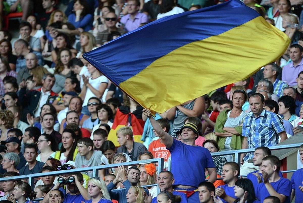 حمل پرچم اوکراین در لیگ کنفرانس اروپا ممنوع!